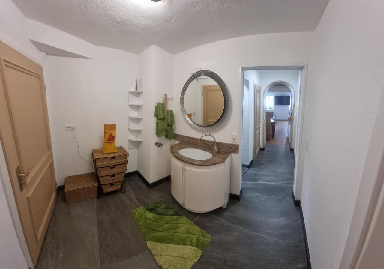 Ferienwohnung Am Kirchberg เอทเทนไฮม์ ภายนอก รูปภาพ