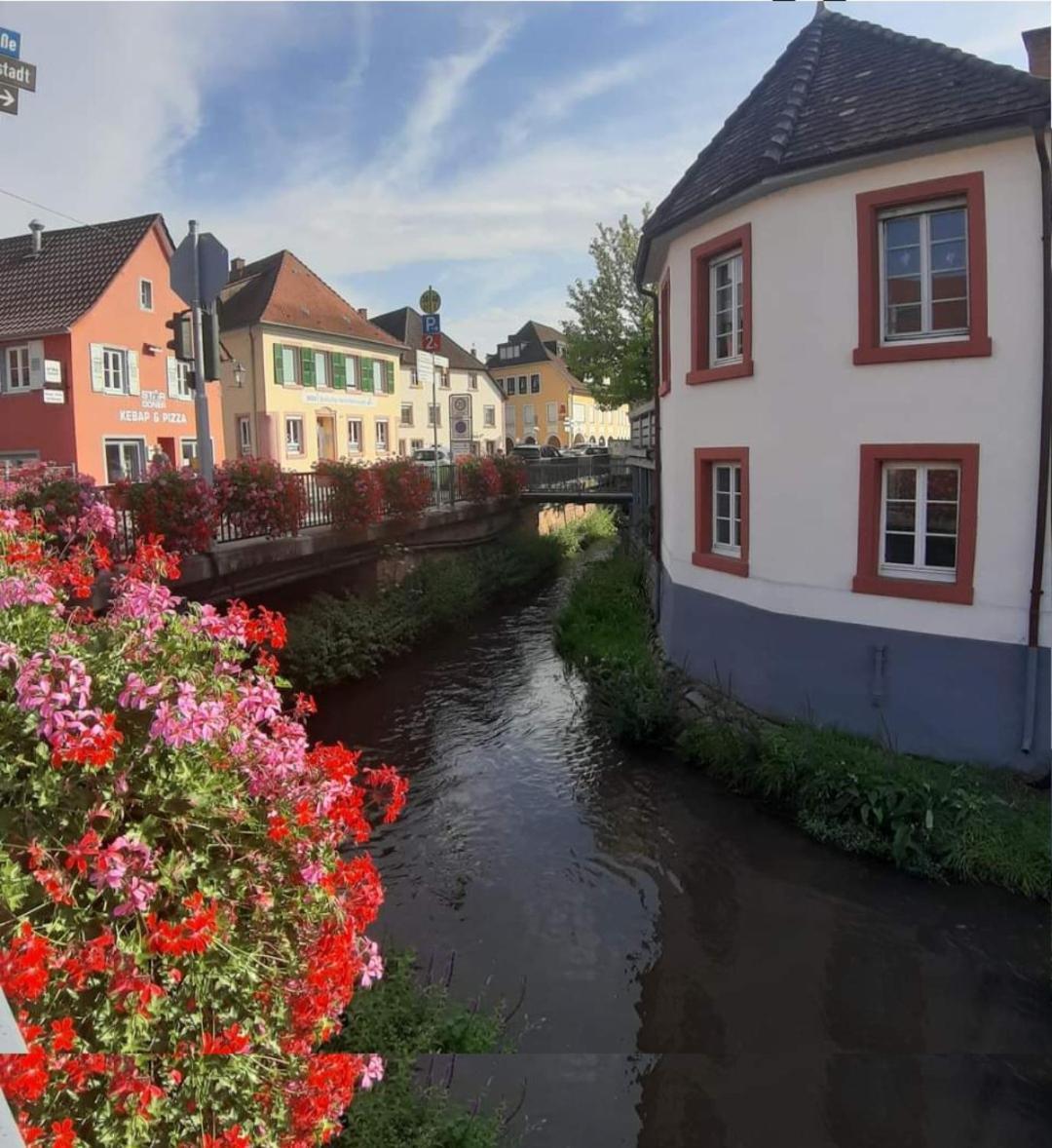 Ferienwohnung Am Kirchberg เอทเทนไฮม์ ภายนอก รูปภาพ